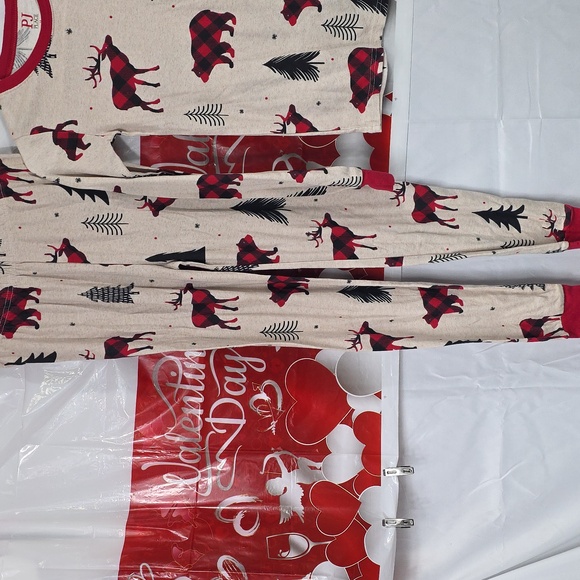 PJ Place Pajama Set with Moose and Tree Print Size 12 - Picture 3 of 6